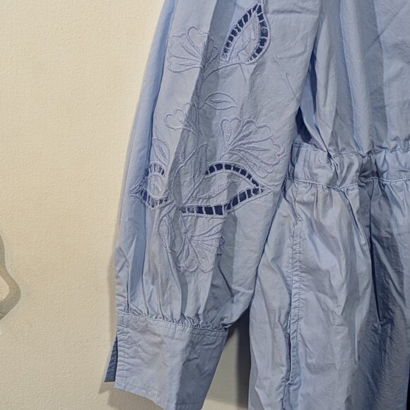 Free Assembly Dresses & Skirts - FREE ASSEMBLY baby blue dress with design cutouts on sleeve